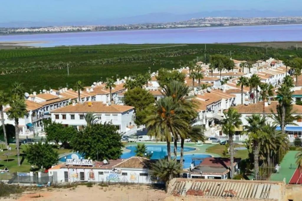Bungalow En Los Balcones Planta Baja Manzana 5 Numero 18 Alicante Kültér fotó